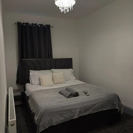 Cloud Quarters * ブラッドフォード